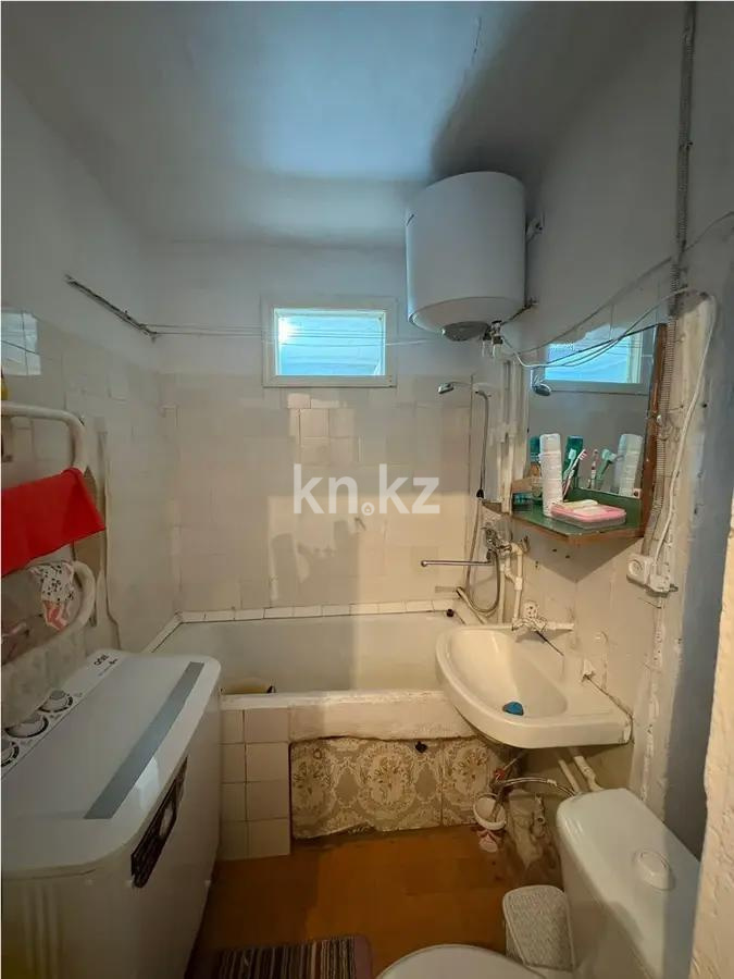 Продажа 2-комнатной квартиры, 42 м², ул. Ермекова, дом  14 в Караганде - фото 4