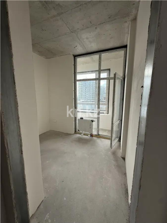 Продажа 1-комнатной квартиры, 38 м², ул. Толе би, дом  290/1 в Алматы - фото 2