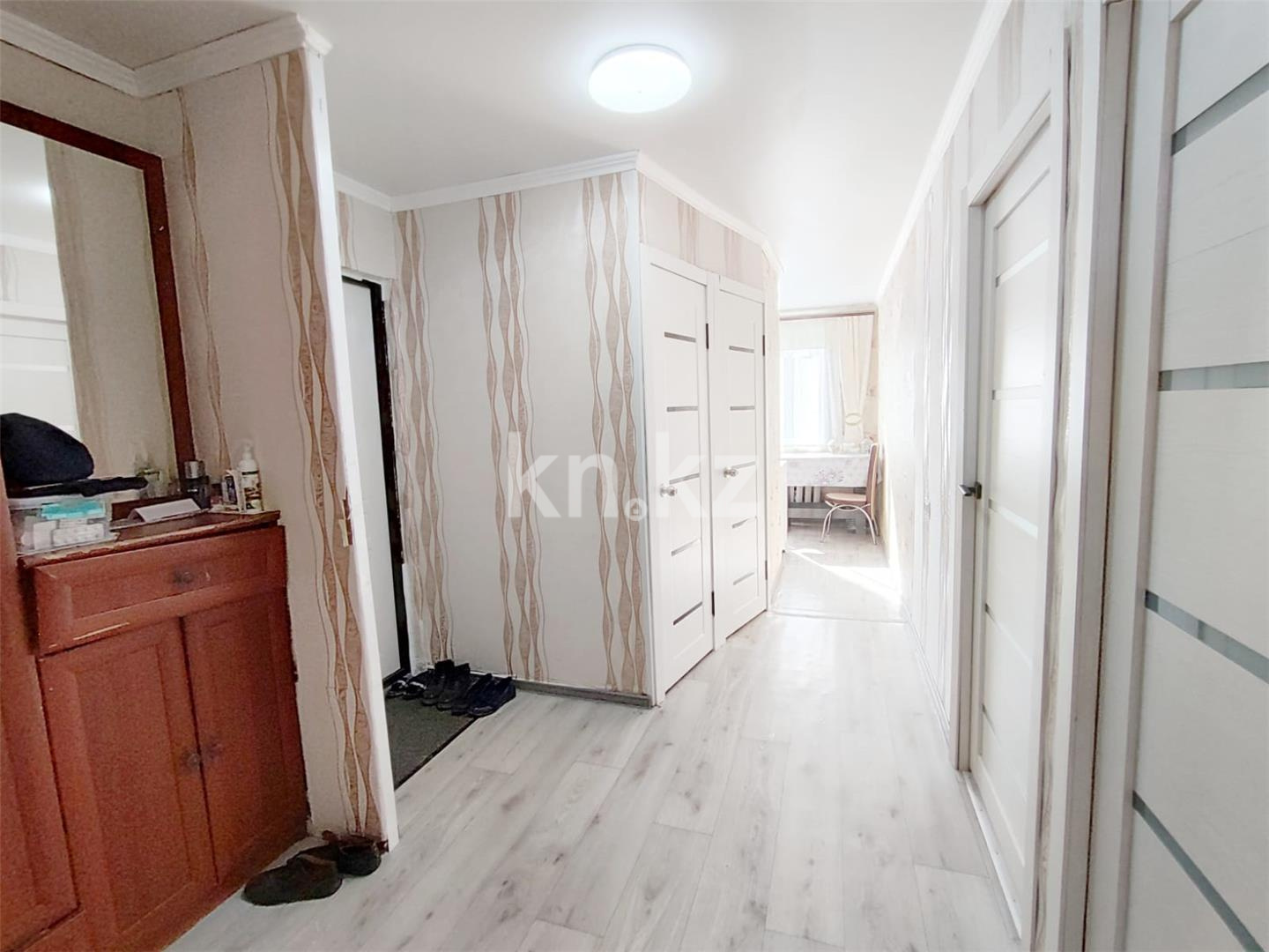 Продажа 3-комнатной квартиры, 61 м², мкр-н 14 в Караганде - фото 17