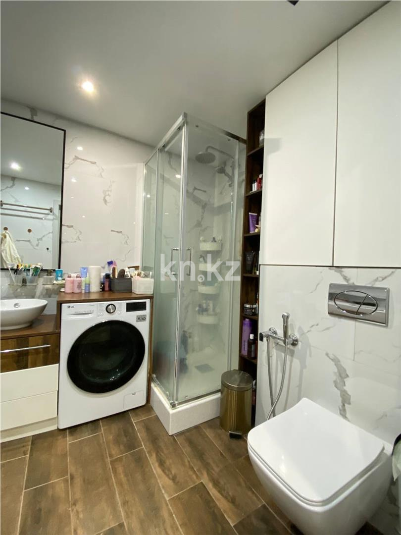 Продажа 4-комнатной квартиры, 102 м², пр. Н. Абдирова, дом  19 в Караганде - фото 10