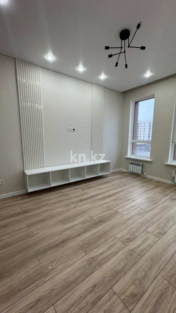 Продажа 1-комнатной квартиры, 42 м², ул. Байтурсынова, дом  14 в Астане