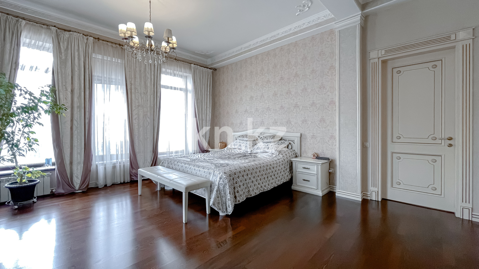 Продажа 6-комнатного дома, 375 м² в Алматы - фото 6