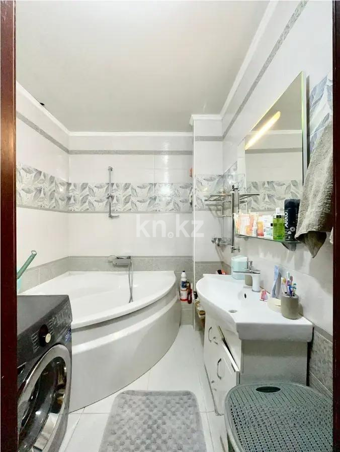 Продажа 3-комнатной квартиры, 110 м², мкр-н Аксай-1а, дом  18 в Алматы - фото 5