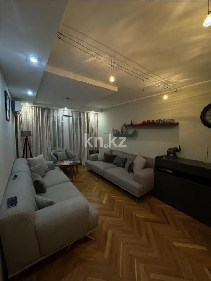 Продажа 4-комнатной квартиры, 74 м², ул. Маметовой, дом  72 в Алматы