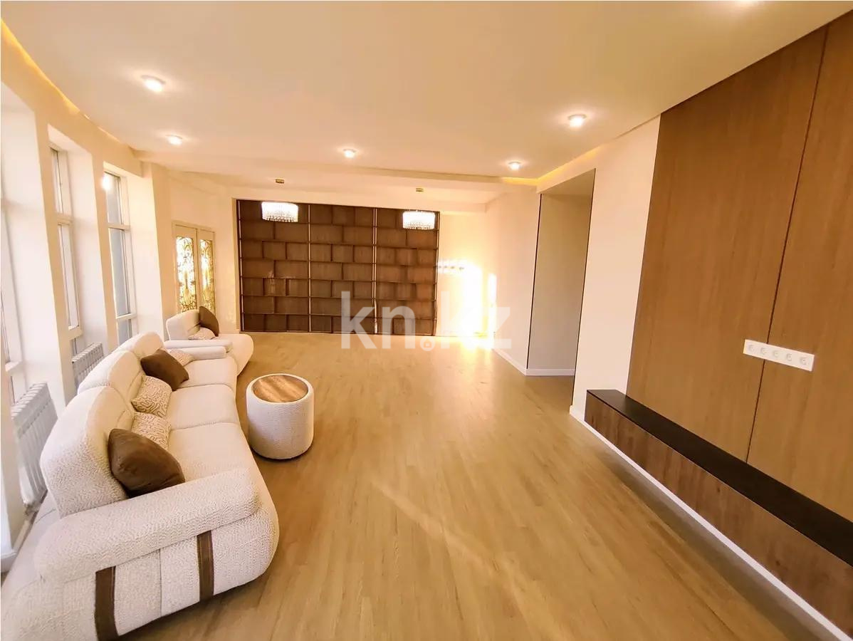 Продажа 5-комнатной квартиры, 243 м² в Астане