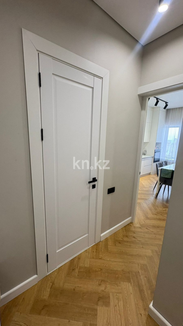 Продажа 2-комнатной квартиры, 71 м², ул. Муканова, дом  53/8 в Караганде - фото 8