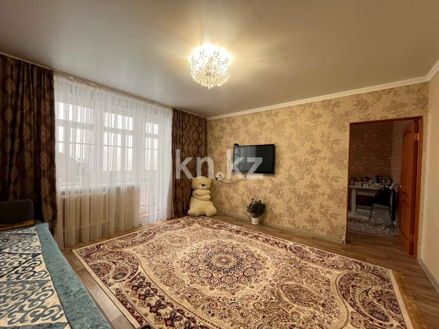 Продажа 4-комнатной квартиры, 80 м² в Караганде