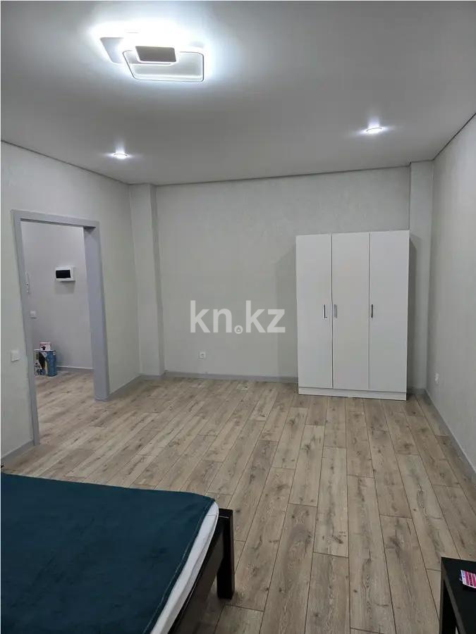 Продажа 1-комнатной квартиры, 42 м² в Астане
