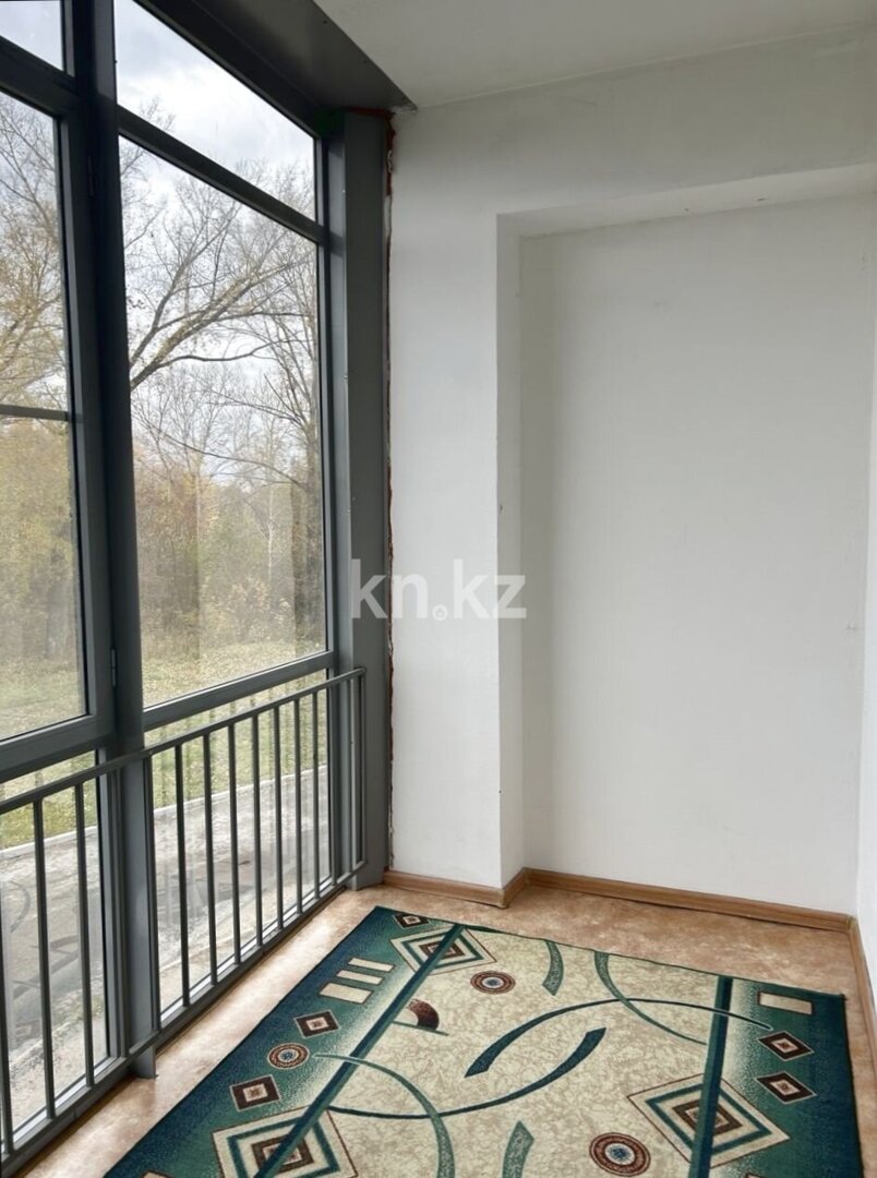Продажа 3-комнатной квартиры, 87.4 м² в Усть-Каменогорске - фото 11