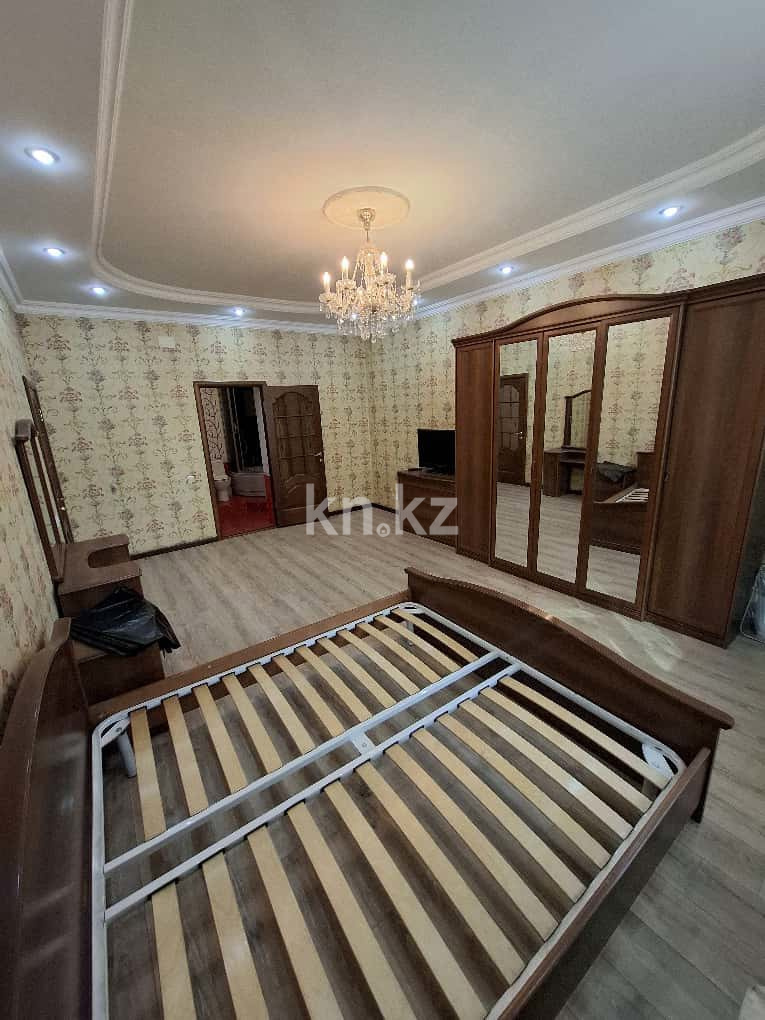 Аренда 4-комнатной квартиры, 130 м² в Алматы - фото 13