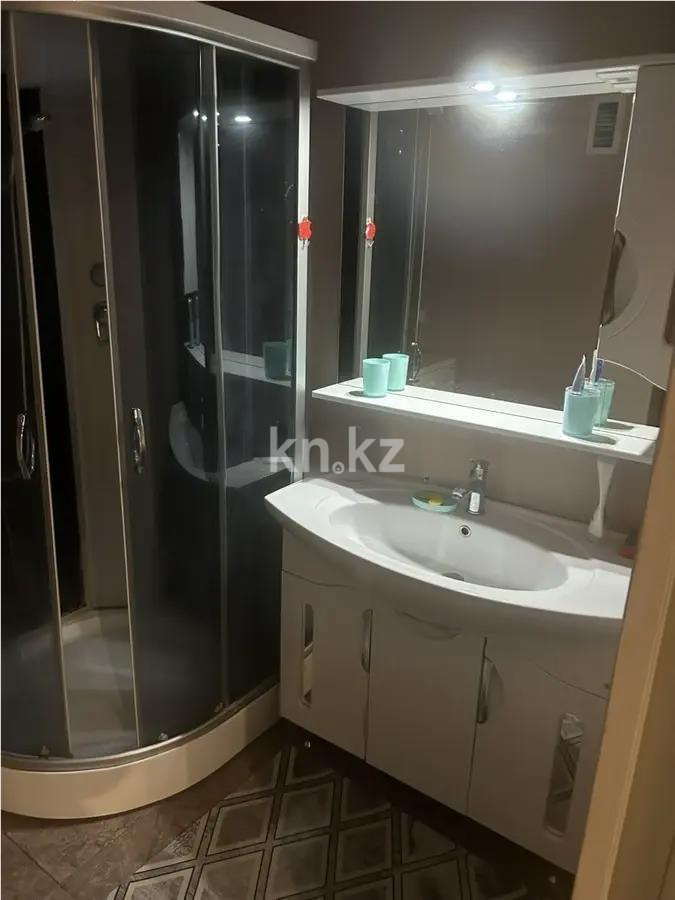 Продажа 2-комнатной квартиры, 57.8 м² в Алматы - фото 4