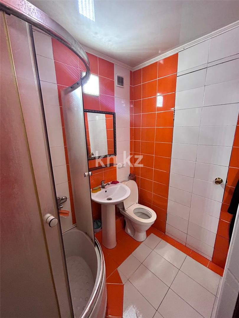 Продажа 4-комнатной квартиры, 107 м², ул. Кенесары в Астане - фото 9