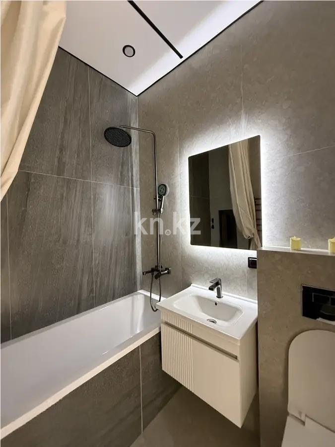 Продажа 2-комнатной квартиры, 50 м², ул. Райымбек батыра, дом  2 стр в Астане - фото 4