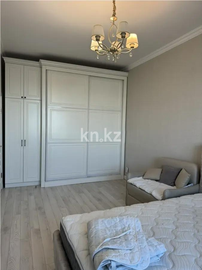 Продажа 2-комнатной квартиры, 52 м², пр. Абая, дом  150/230 в Алматы - фото 4