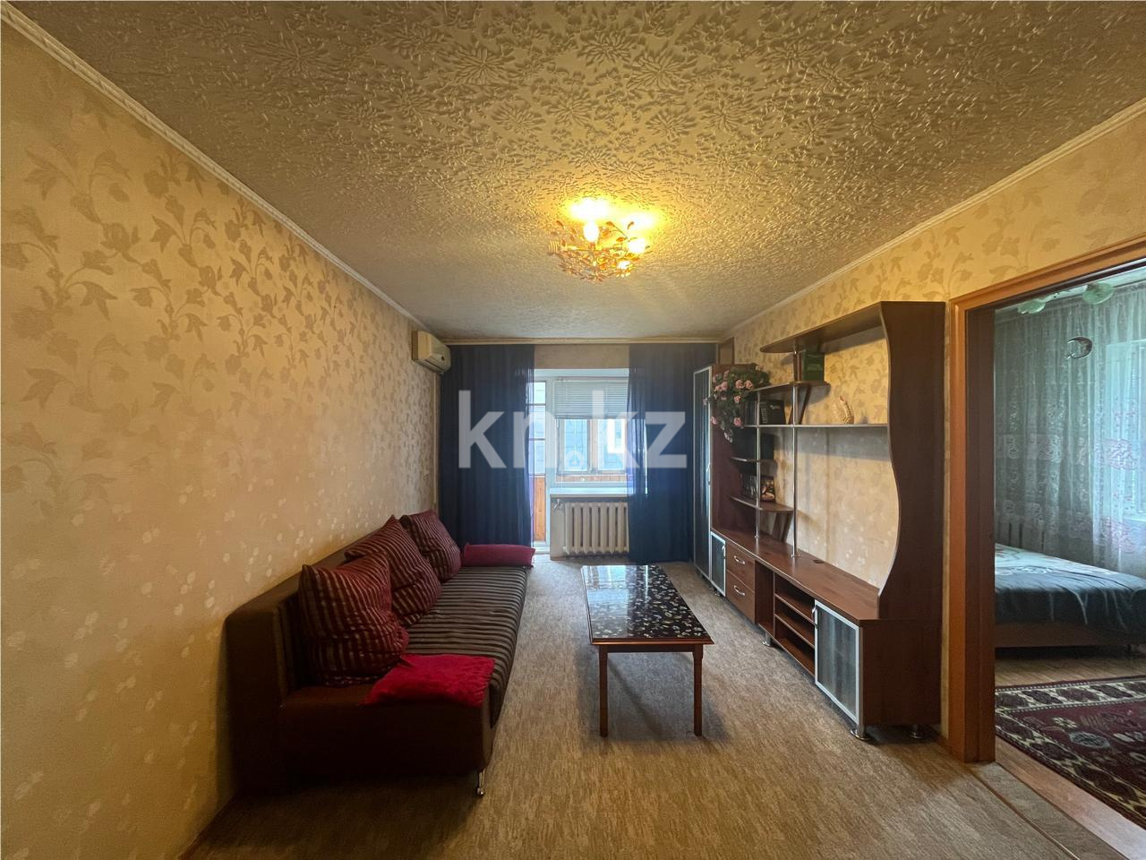 Продажа 3-комнатной квартиры, 53 м², пр. Бухар-жырау, дом  75 в Караганде - фото 3