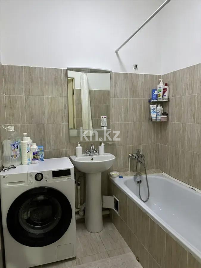 Продажа 3-комнатной квартиры, 72.5 м² в Алматы - фото 4