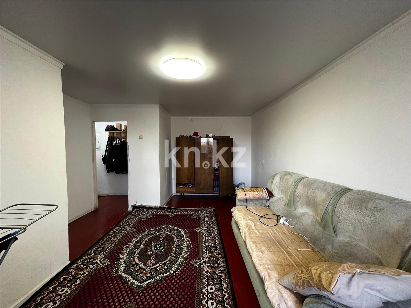 Продажа 1-комнатной квартиры, 30 м², 16 мкр., дом  2а в Караганде - фото 2