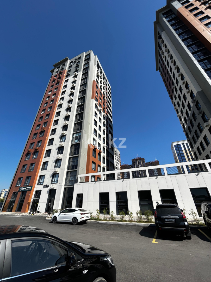 Продажа 3-комнатной квартиры, 87 м², пр. Республики, дом  23/2 в Караганде