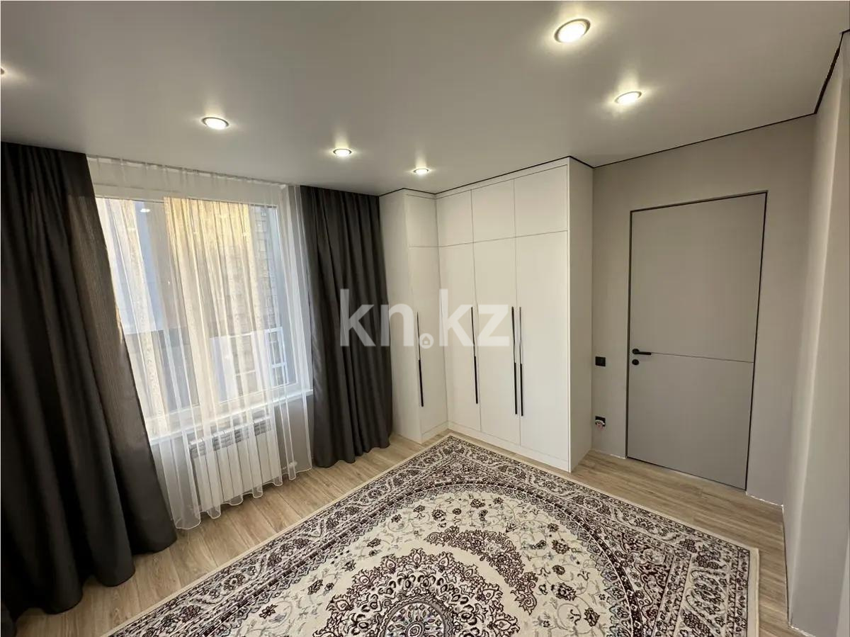 Продажа 3-комнатной квартиры, 68 м², ул. Толе би, дом  28/1 в Астане