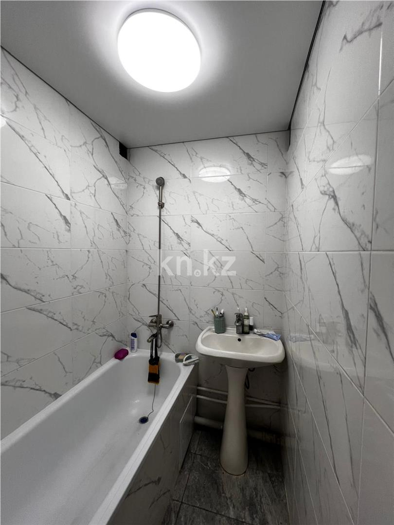 Продажа 2-комнатной квартиры, 48 м², ул. Университетская, дом  23 в Караганде - фото 5