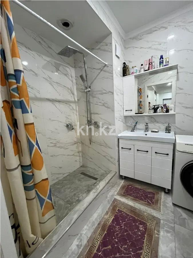 Продажа 2-комнатной квартиры, 72.6 м² в Алматы - фото 4