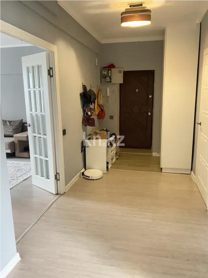 Продажа 3-комнатной квартиры, 71 м², ул. Радостовца, дом  152/2 в Алматы - фото 5