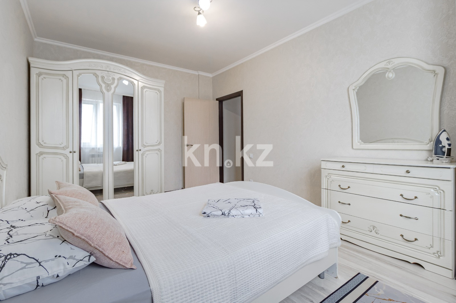 Аренда 2-комнатной квартиры посуточно, 65 м², ул. Сарайшык, дом  7 - пр. Кабанбай батыра в Астане - фото 6