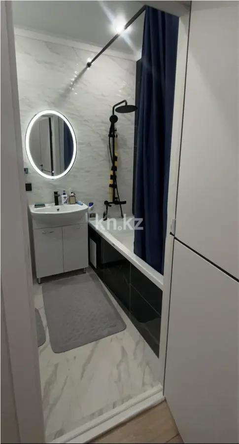 Продажа 1-комнатной квартиры, 35 м², ул. А-102, дом  11/2 в Астане - фото 2