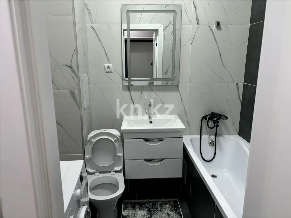 Продажа 1-комнатной квартиры, 38 м², ул. Орынбор, дом  13 в Астане - фото 3