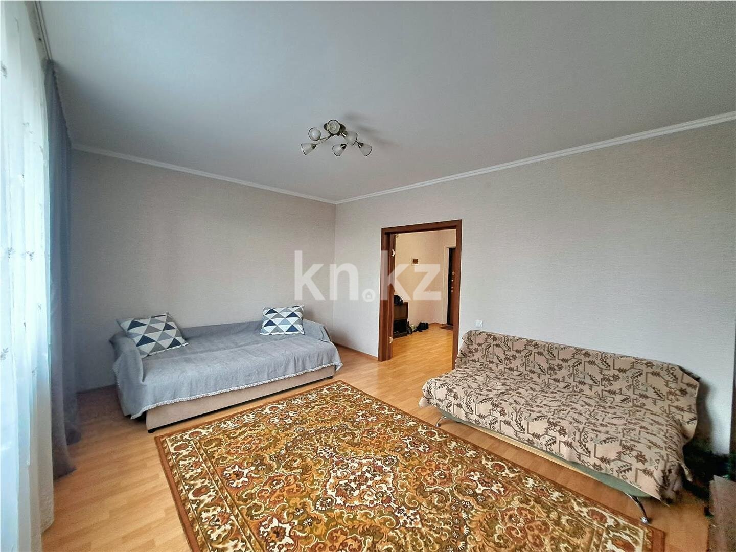 Продажа 2-комнатной квартиры, 67.9 м² в Астане - фото 2