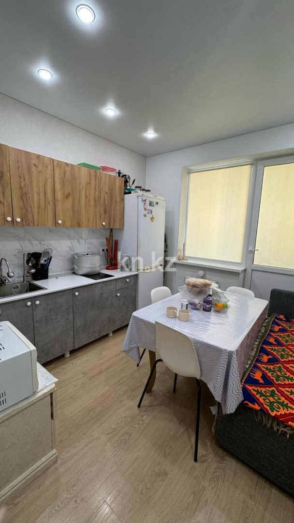 Аренда 1-комнатной квартиры, 40 м² в Астане