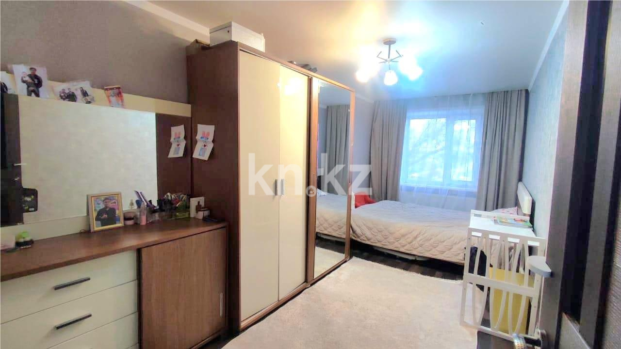 Продажа 2-комнатной квартиры, 43 м², 17 мкр. в Караганде - фото 2