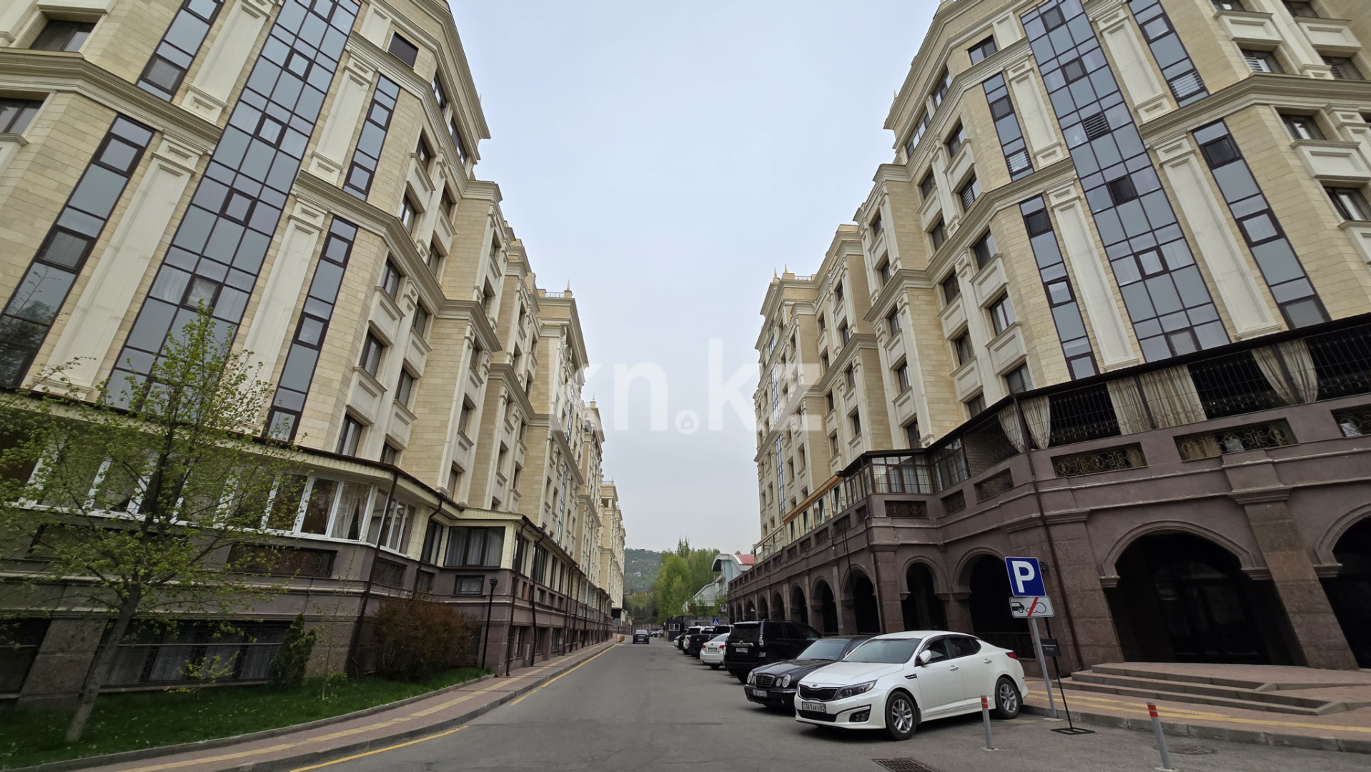 Продажа , 260 м², ул. Митина, дом  4 - Достык в Алматы - фото 38