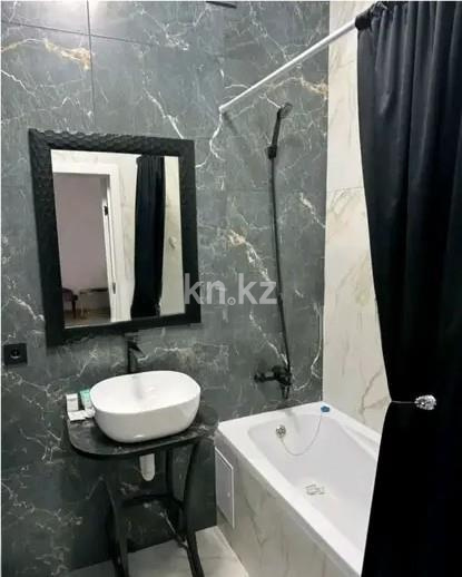 Продажа 1-комнатной квартиры, 42 м², ул. Муканова, дом  55/2 в Караганде - фото 3