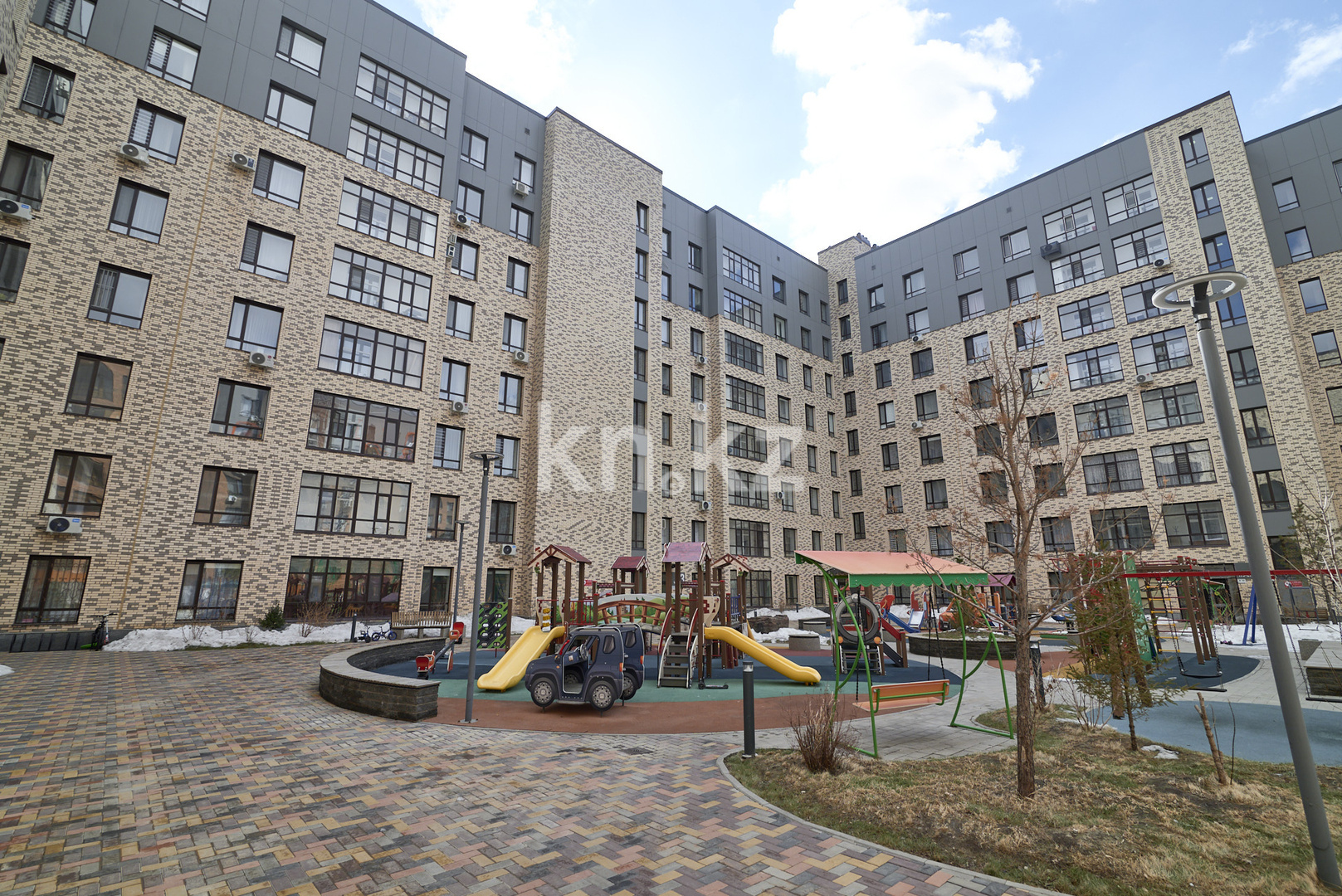 Продажа 3-комнатной квартиры, 80.9 м², ул. Токпанова, дом  20 - ул. Шарля де Голля в Астане - фото 35