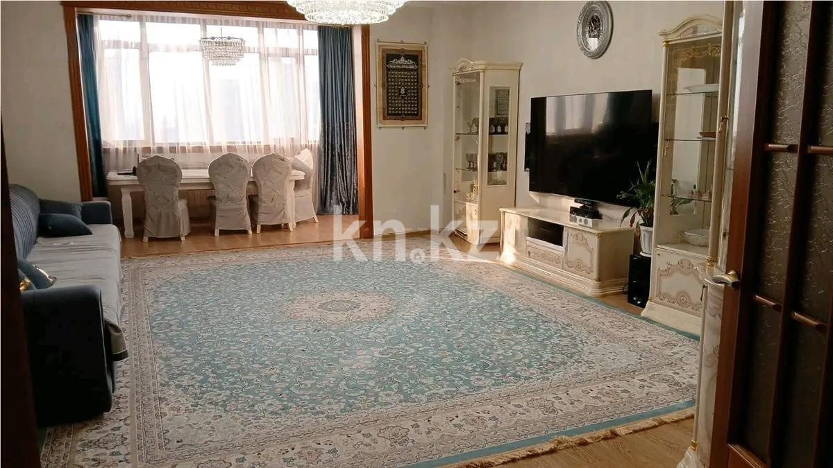 Продажа 4-комнатной квартиры, 174 м² в Астане