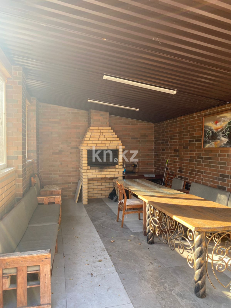 Продажа 4-комнатной квартиры, 147 м², ул. Таттимбета, дом  19/14 в Караганде - фото 39