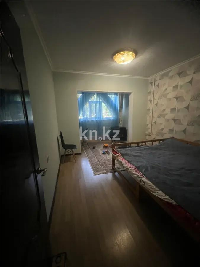 Продажа 3-комнатной квартиры, 80 м², мкр-н Аксай-1, дом  3 в Алматы - фото 3