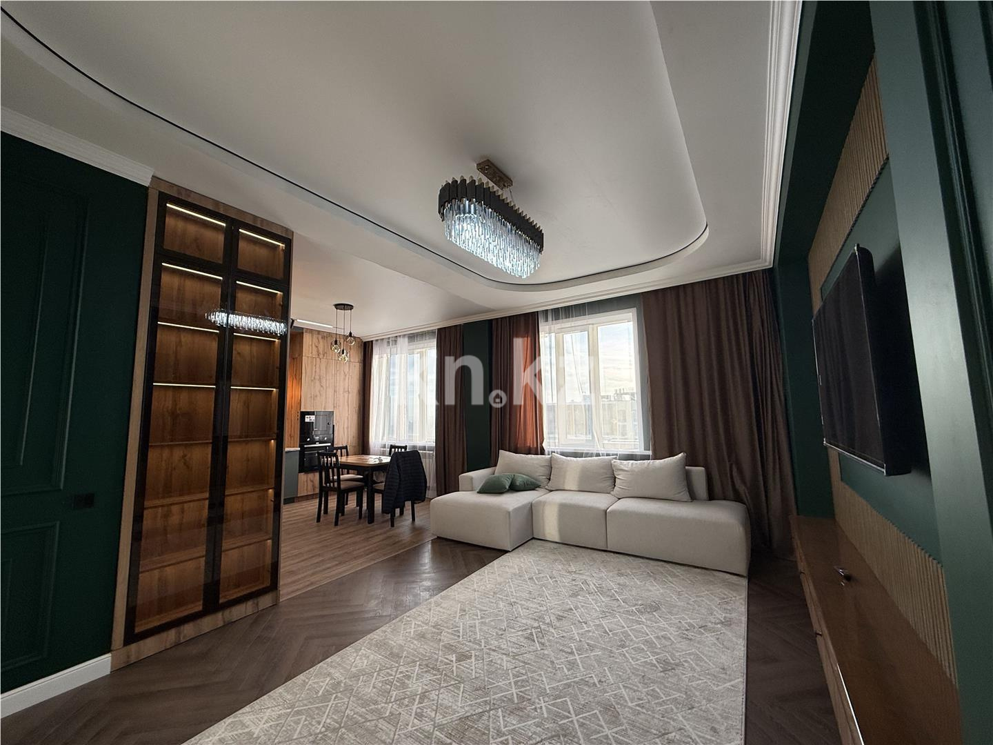 Продажа 4-комнатной квартиры, 197 м², ул. Дюсембекова, дом  83/1 в Караганде - фото 3