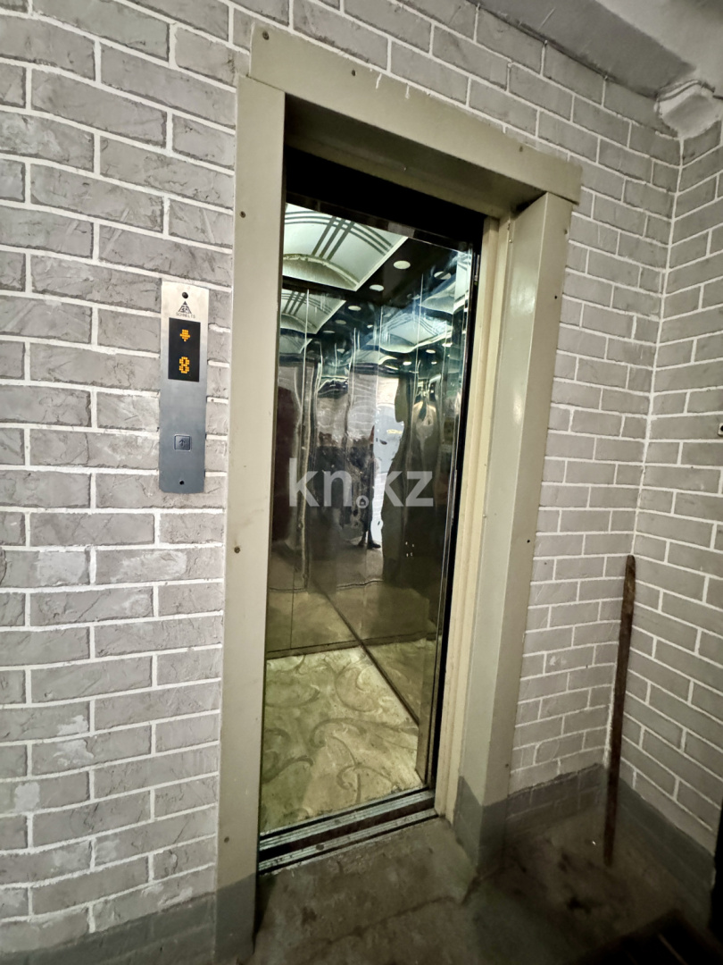 Продажа 4-комнатной квартиры, 77 м², ул. Гапеева, дом  12 в Караганде - фото 39