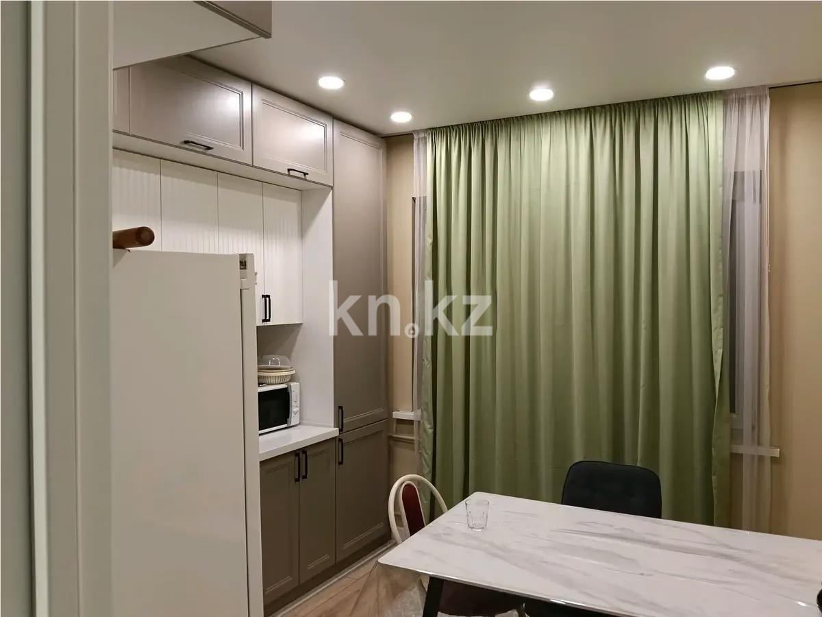 Продажа 3-комнатной квартиры, 72.8 м², мкр-н Жетысу-2, дом  33 в Алматы - фото 3