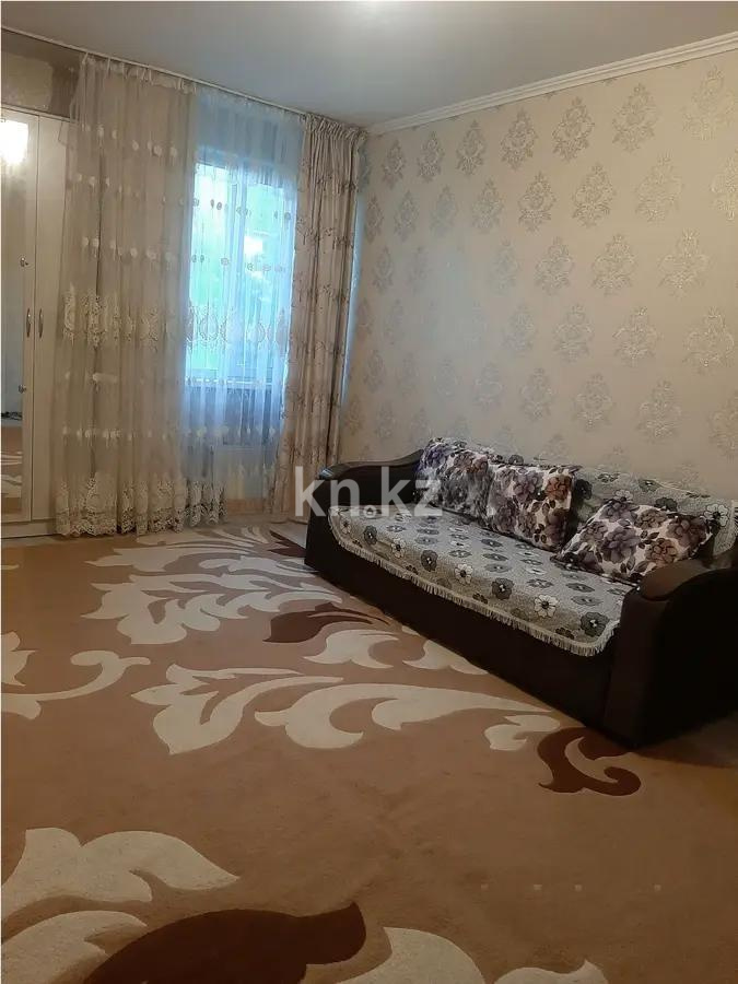 Продажа 1-комнатной квартиры, 37 м², мкр-н Кокжиек, дом  13 в Алматы