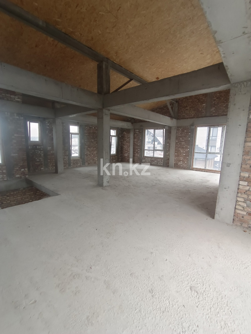 Продажа 6-комнатного дома, 320 м², ул. Мангистауская в Алматы - фото 14