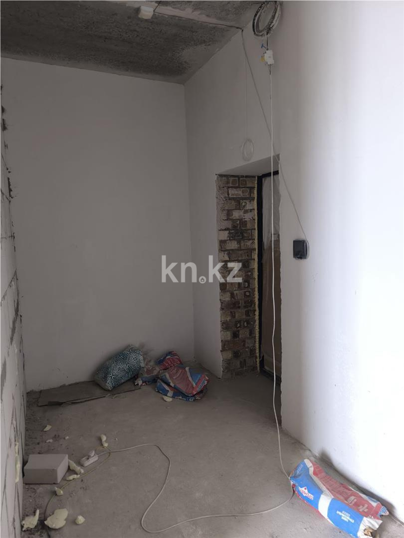 Продажа 3-комнатной квартиры, 58 м², ул. Дюсембекова, дом  34/2 в Караганде - фото 9