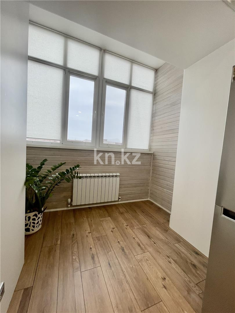 Продажа 3-комнатной квартиры, 82 м², мкр. Гульдер-1, дом  1/4 в Караганде - фото 9
