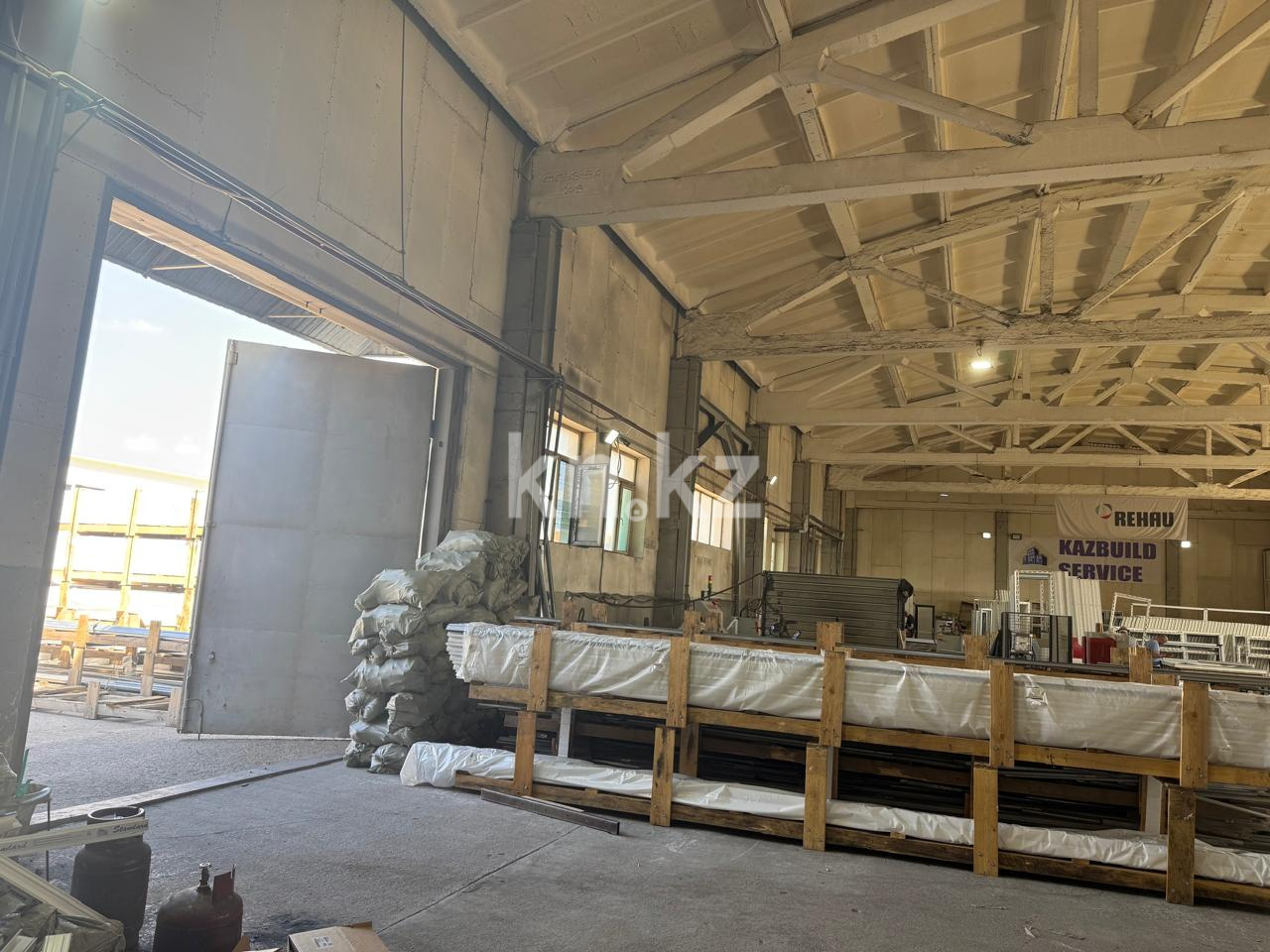 Аренда , 1050 м² в Астане - фото 9