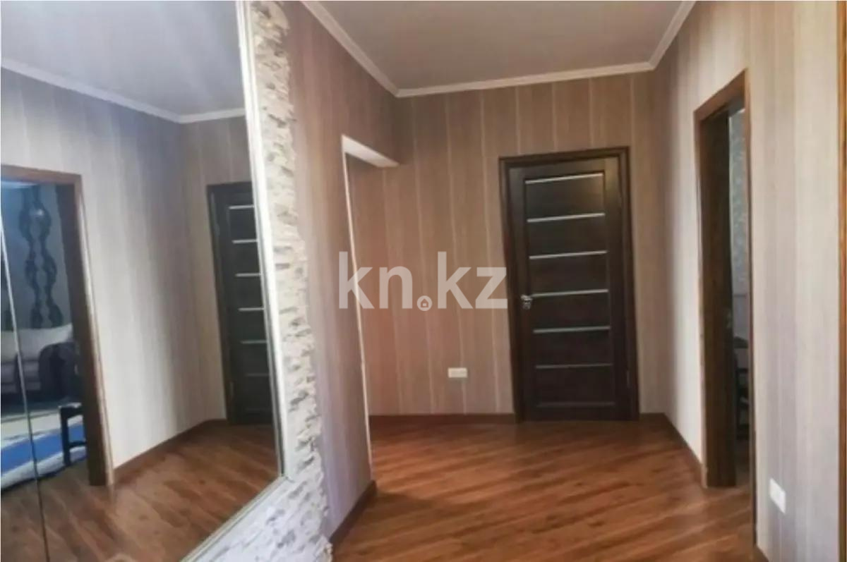 Продажа 2-комнатной квартиры, 79 м², мкр-н Аксай-1а, дом  25 в Алматы - фото 4