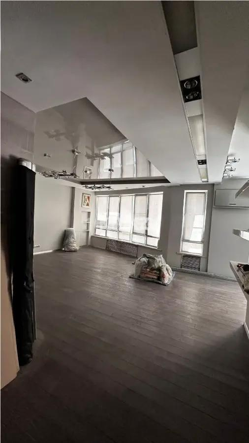 Продажа 4-комнатной квартиры, 168 м², мкр-н Самал-2, дом  16б в Алматы - фото 2