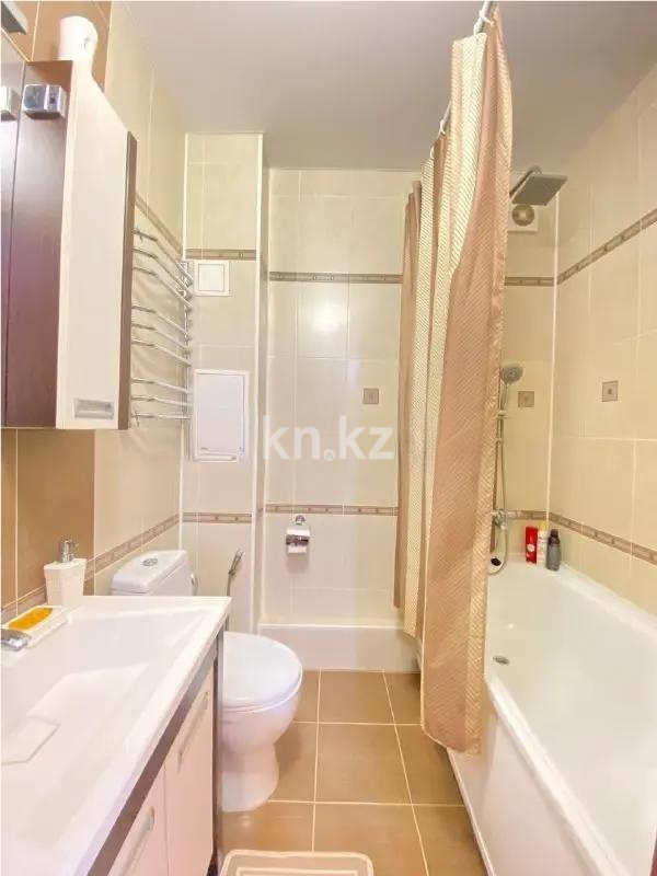 Продажа 2-комнатной квартиры, 65 м², ул. Лепсы, дом  42 в Астане - фото 4