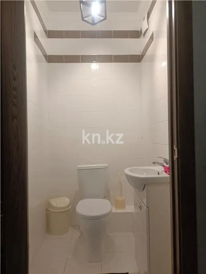 Продажа 2-комнатной квартиры, 72 м², ул. Жунисова, дом  14/9 в Алматы - фото 3